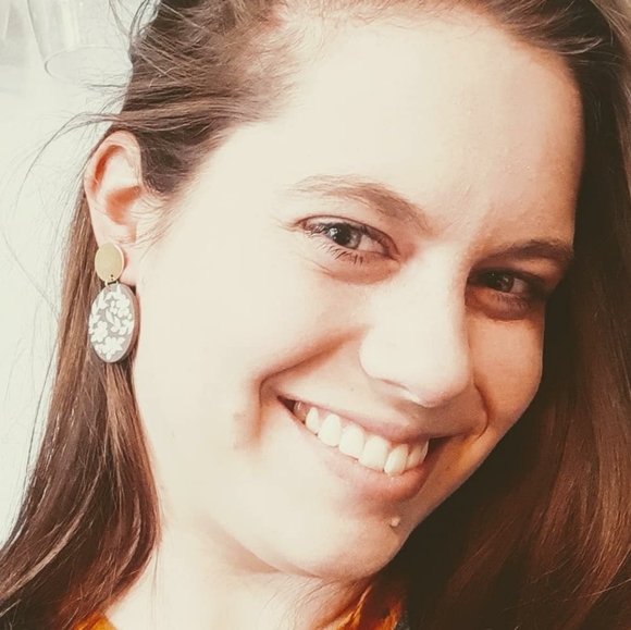 Meet your Posher, Kayla - Picture 1 of 1